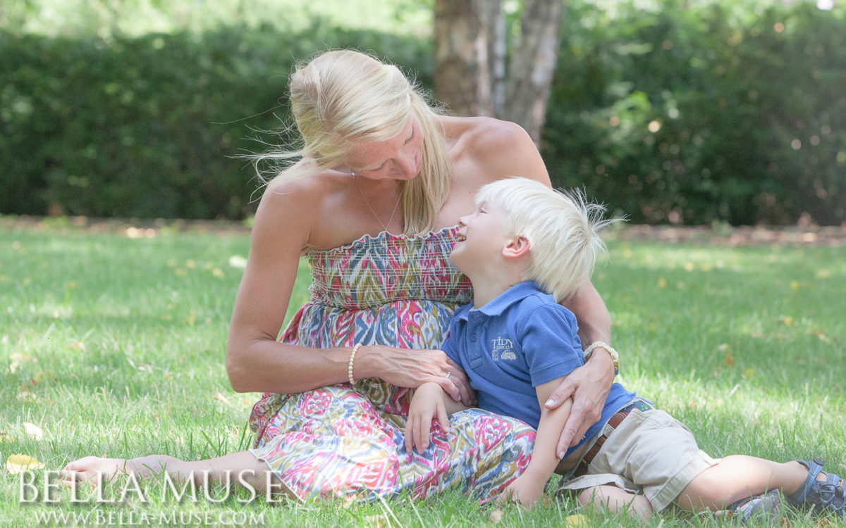 Emily + Townes | Roanoke Maternity Photographer